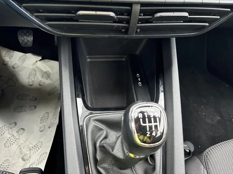 Škoda Octavia 2.0 TDI Ambition - foto 34