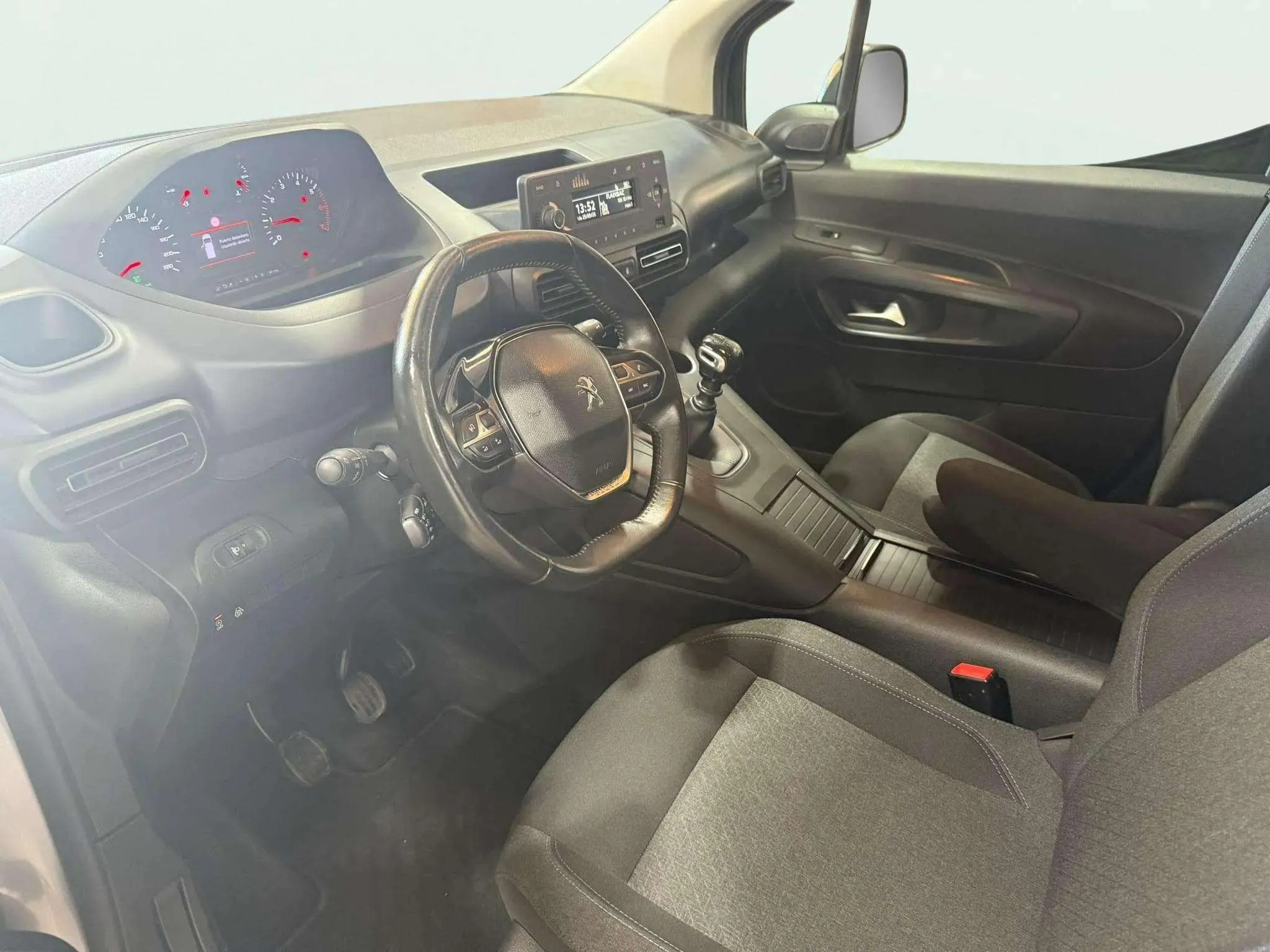 Peugeot Rifter Allure Business Standard BlueHDi - foto 12