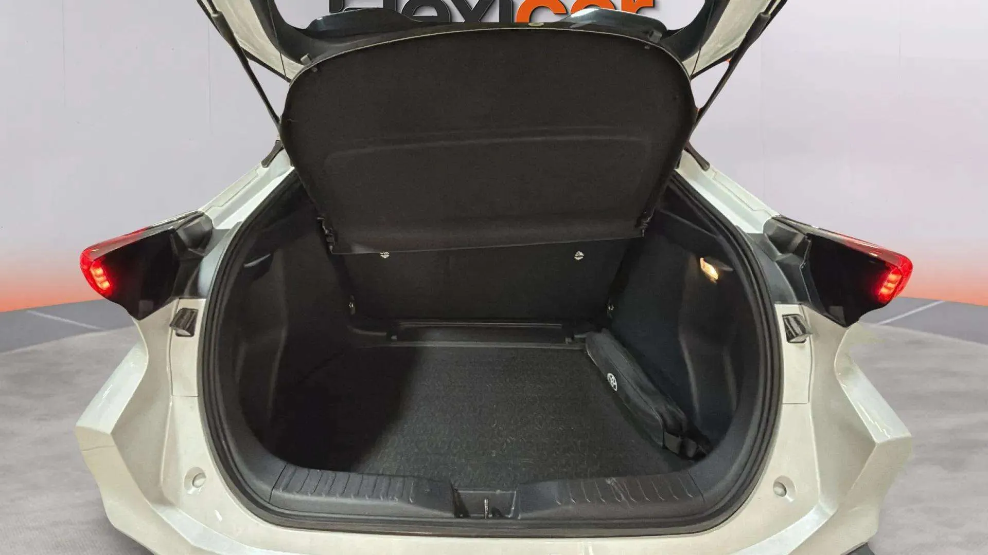 Toyota C-HR 1.8 140H Active - foto 13