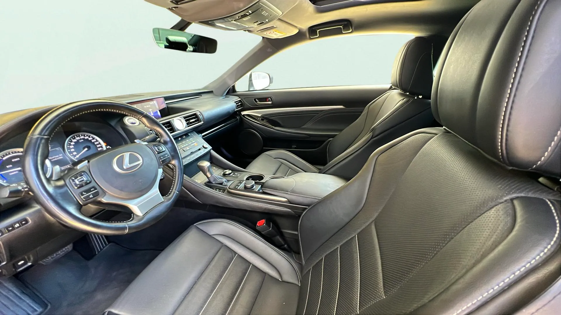 Lexus RC 2.5 RC 300h Executive - foto 13