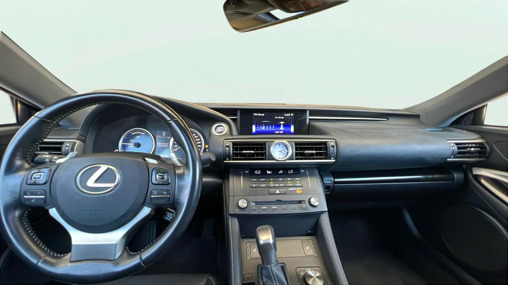 Lexus RC 2.5 RC 300h Executive - foto 11