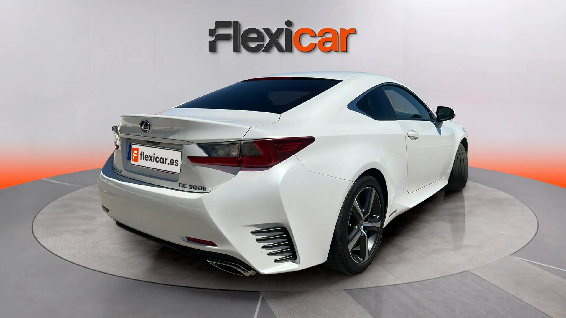Lexus RC 2.5 RC 300h Executive - foto 6
