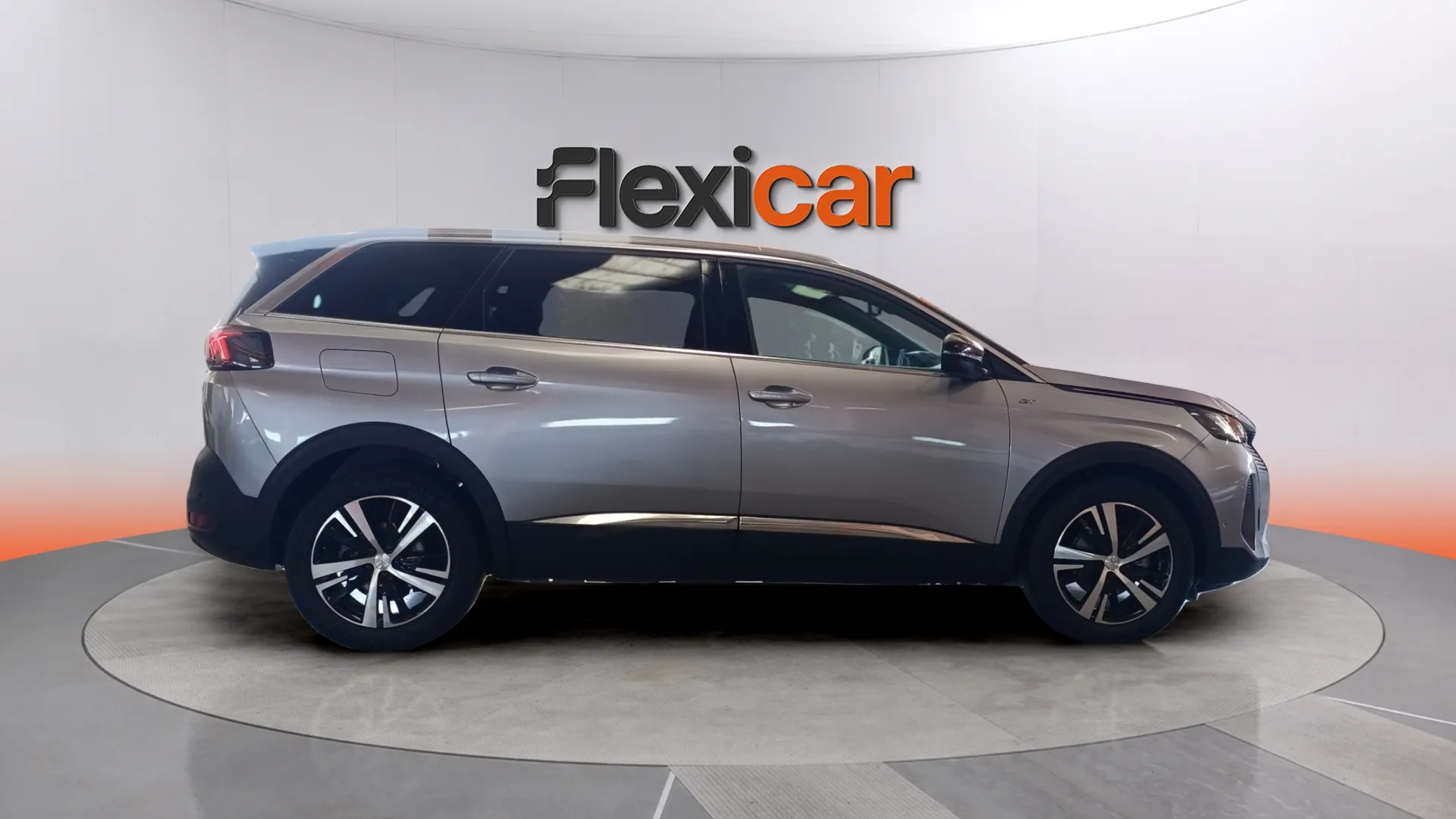 Peugeot 5008 1.5 BlueHDi GT EAT8 - foto 2