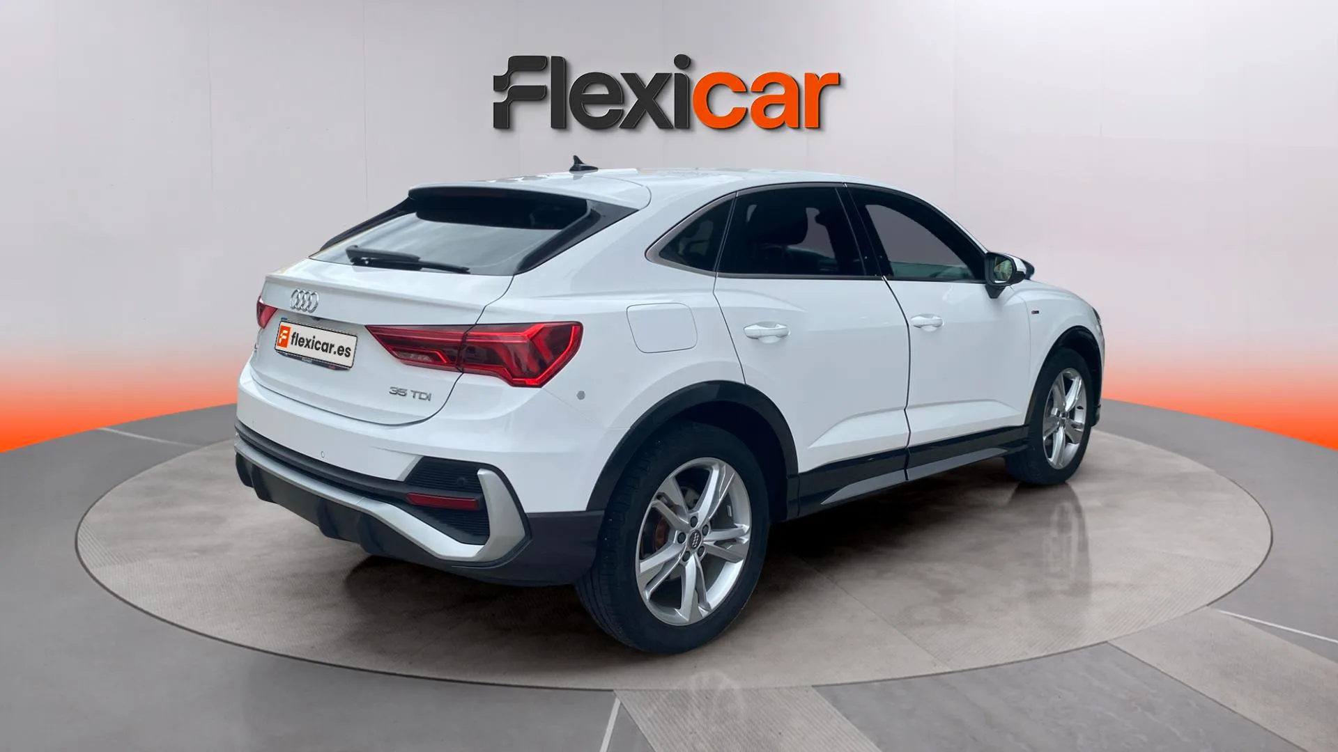 Audi Q3 40 TDI S tronic quattro S Line - foto 3