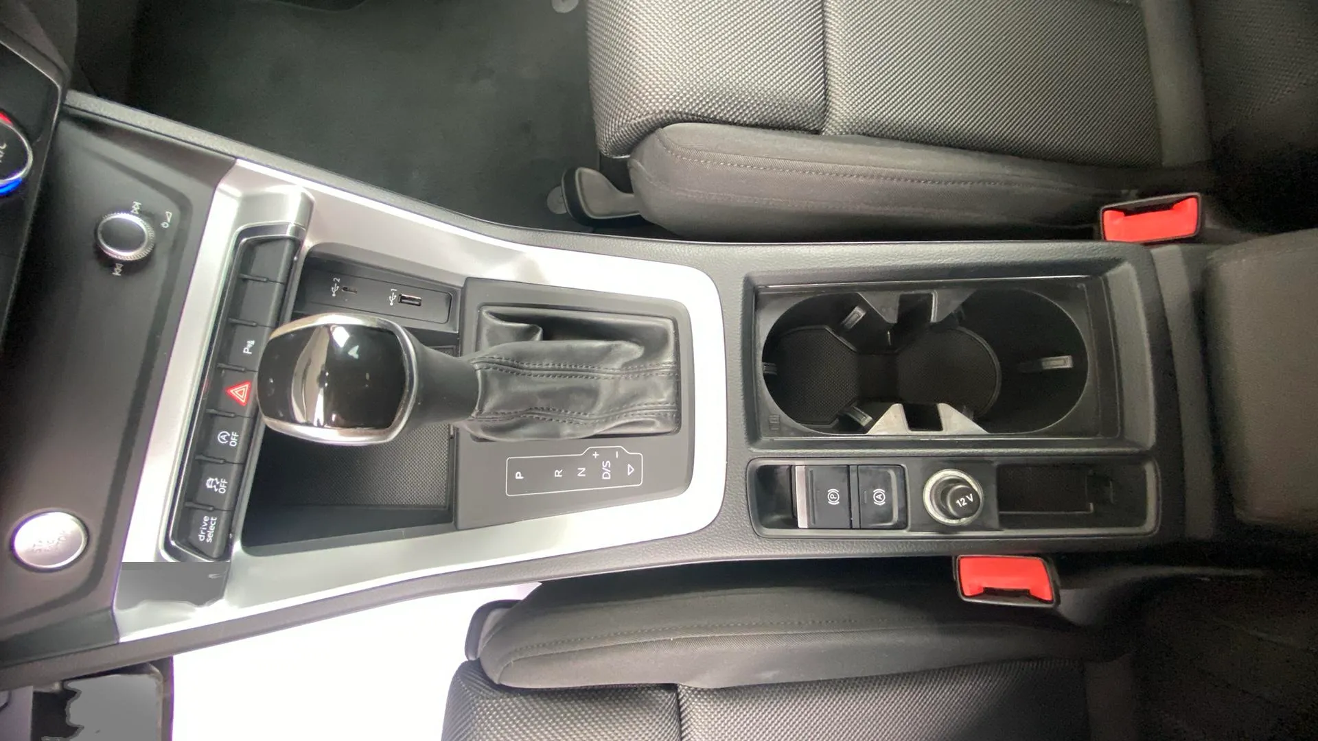 Audi Q3 40 TDI S tronic quattro S Line - foto 18