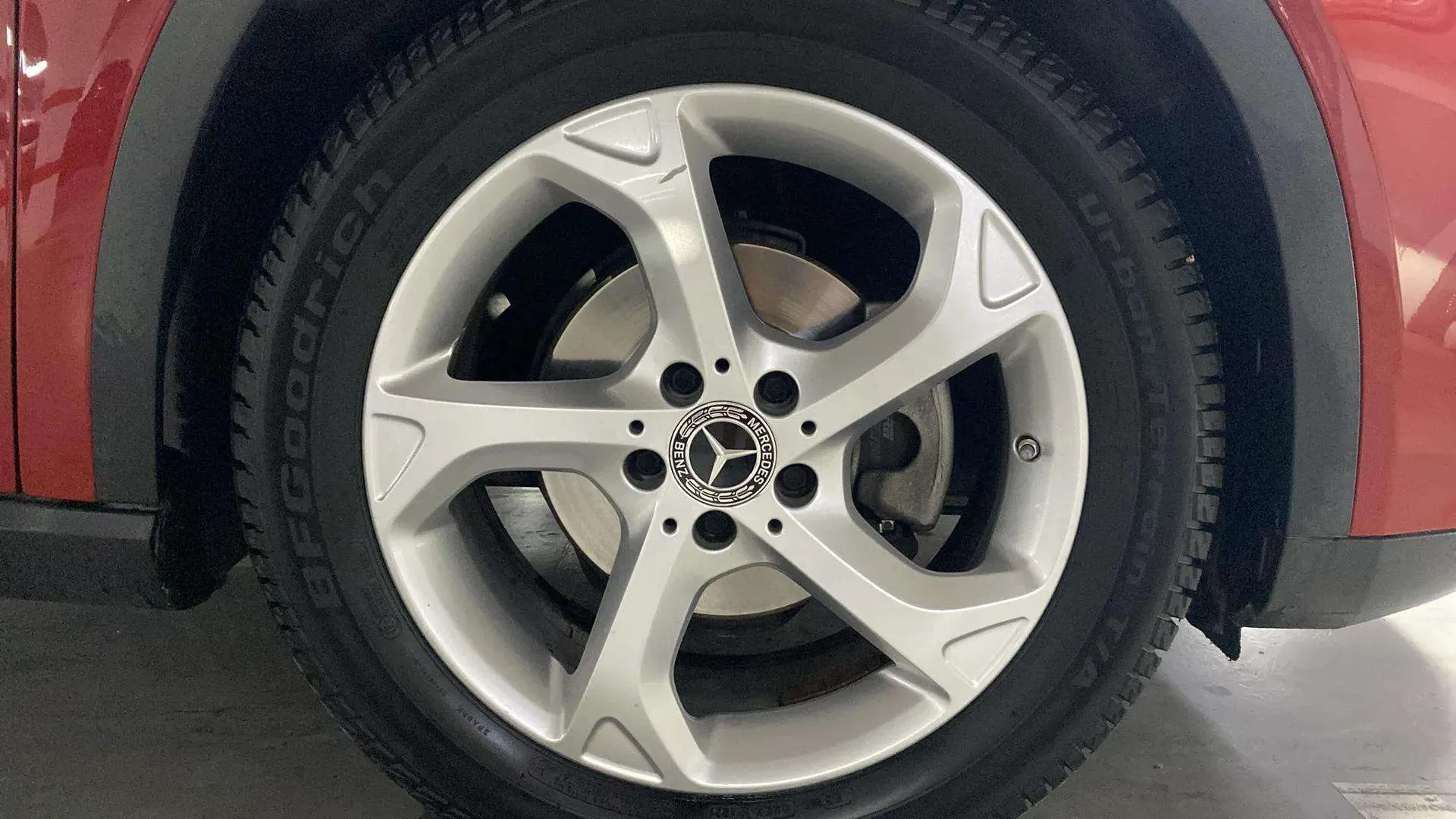 Mercedes-Benz GLA 200 d - foto 30