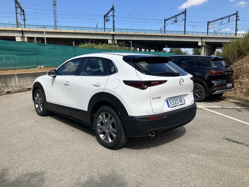 Mazda CX-30 2.5L e-SKYACT G MHEV Centr-Line - foto 4