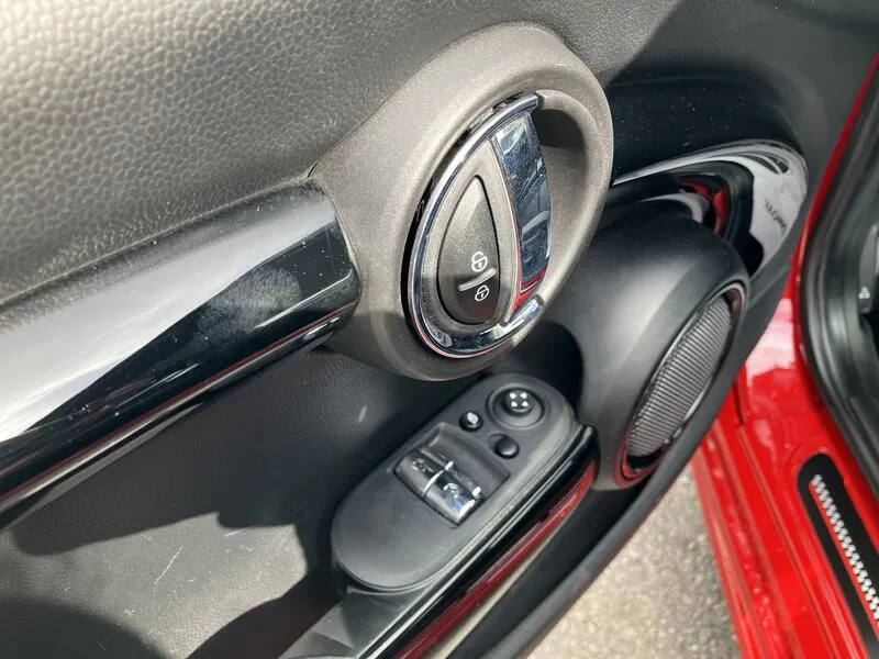 MINI Cooper 1.5 - foto 12