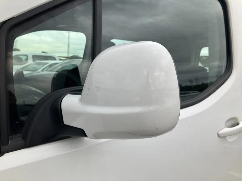 Peugeot Rifter Access Standard BlueHDi (AC) - foto 23