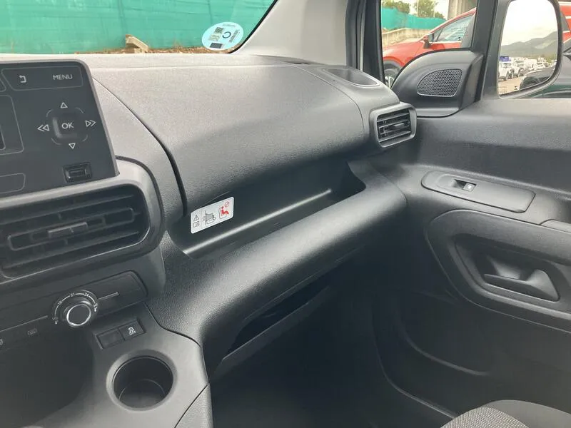 Peugeot Partner BlueHDi - foto 21
