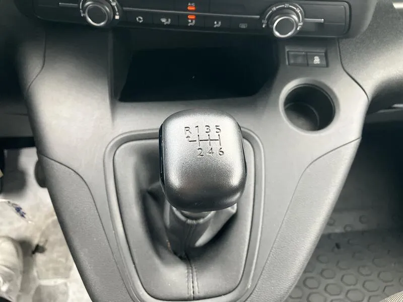 Peugeot Partner BlueHDi - foto 19