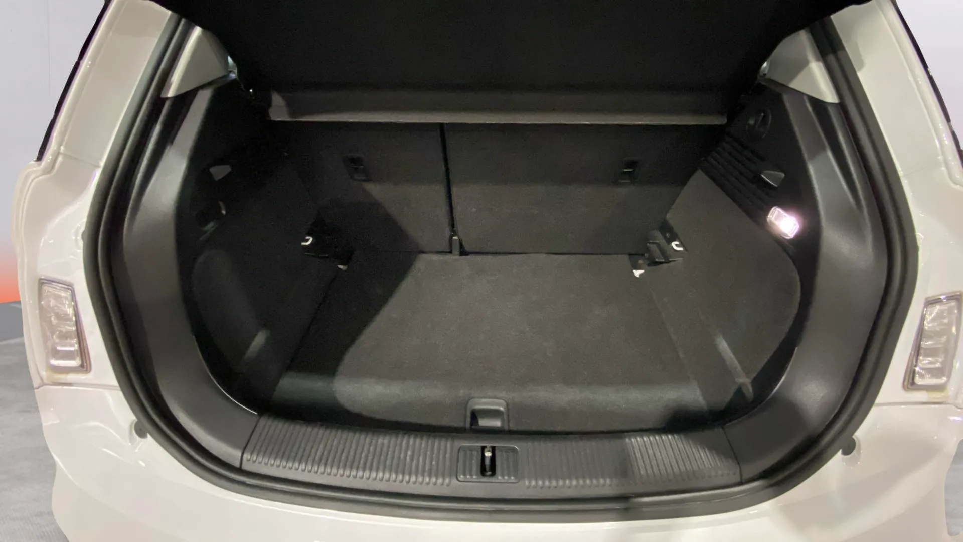 Audi A1 Adrenalin 1.0 TFSI Sportback - foto 9