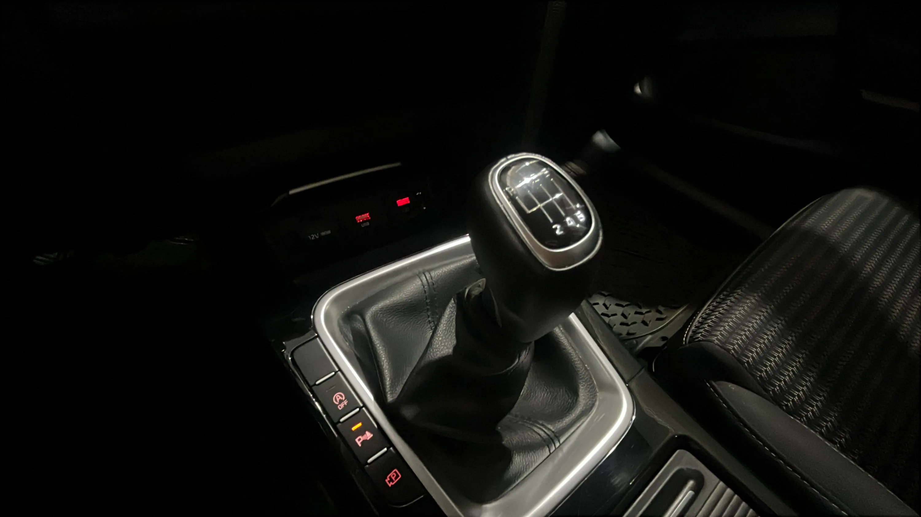 Kia Ceed 1.0 T-GDi Drive - foto 17