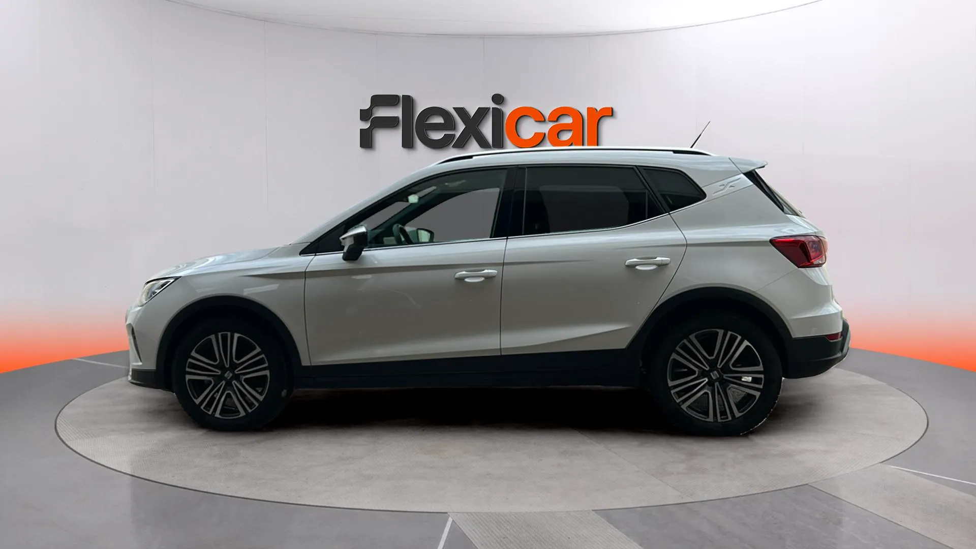 SEAT Arona 1.0 TSI FR - foto 5