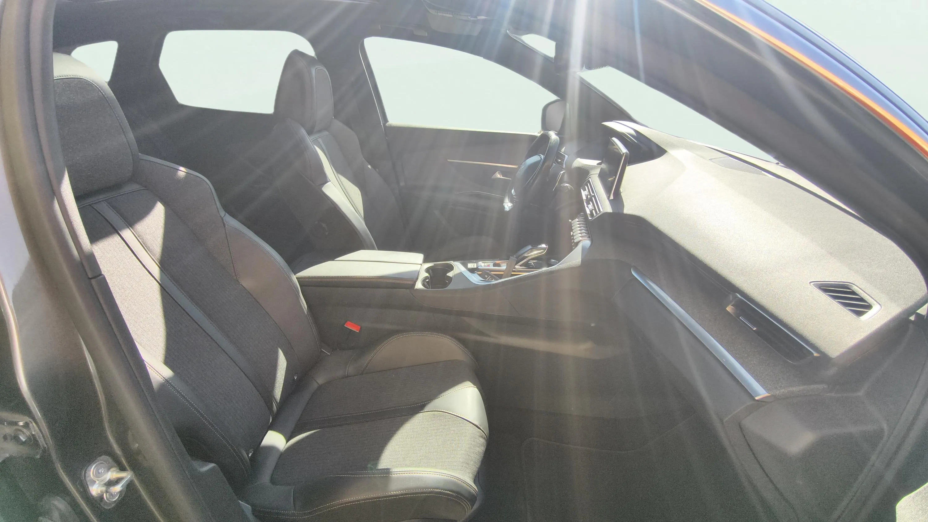 Peugeot 3008 1.2 PureTech GT Line EAT8 - foto 12