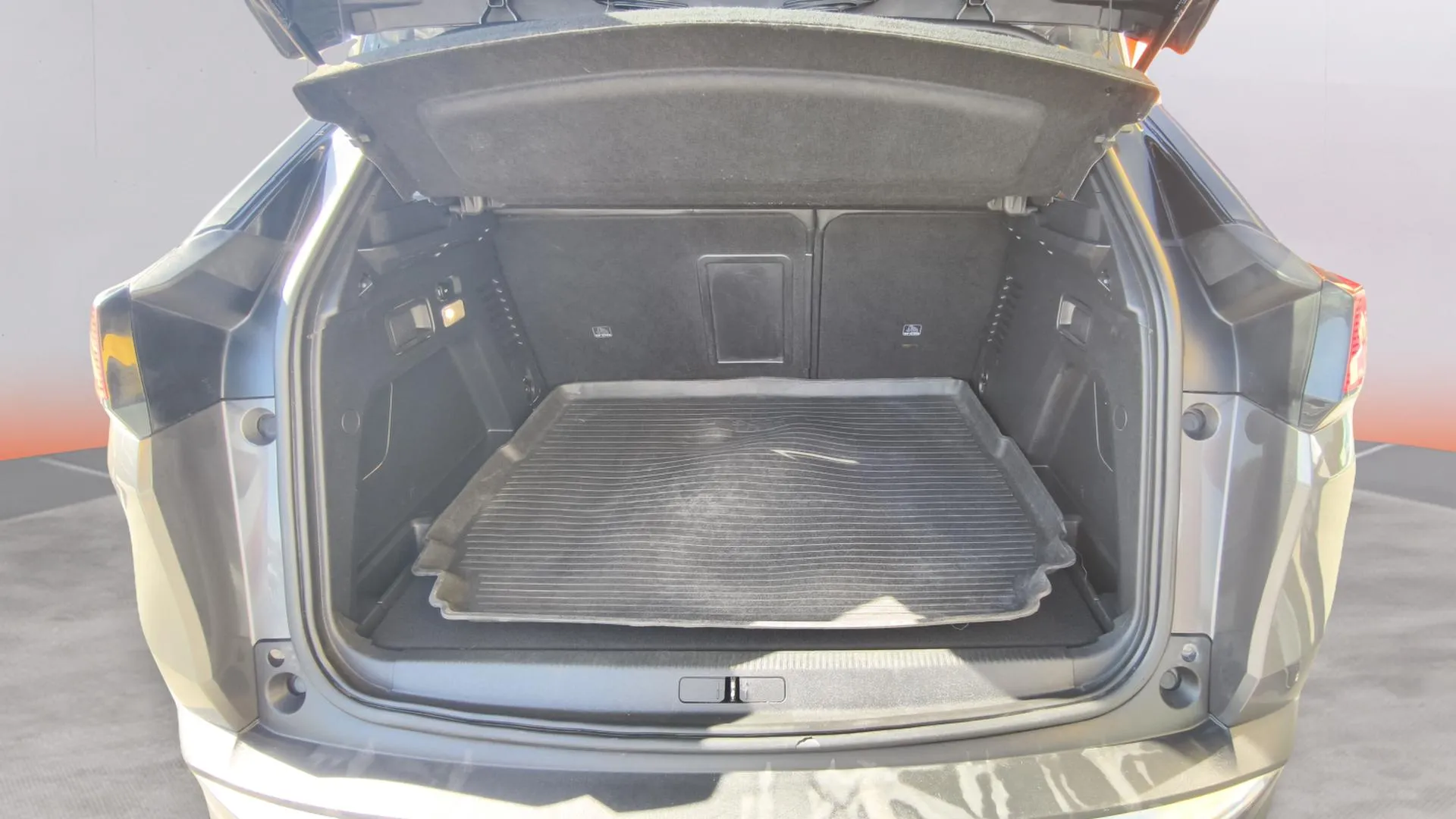 Peugeot 3008 1.2 PureTech GT Line EAT8 - foto 18