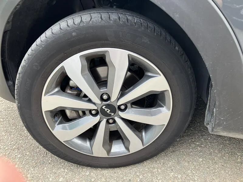 Kia Stonic 1.0 T-GDi MHEV iMT Concept - foto 28
