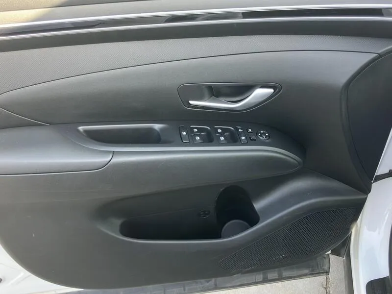 Hyundai Tucson 1.6 CRDi 48V Maxx - foto 11