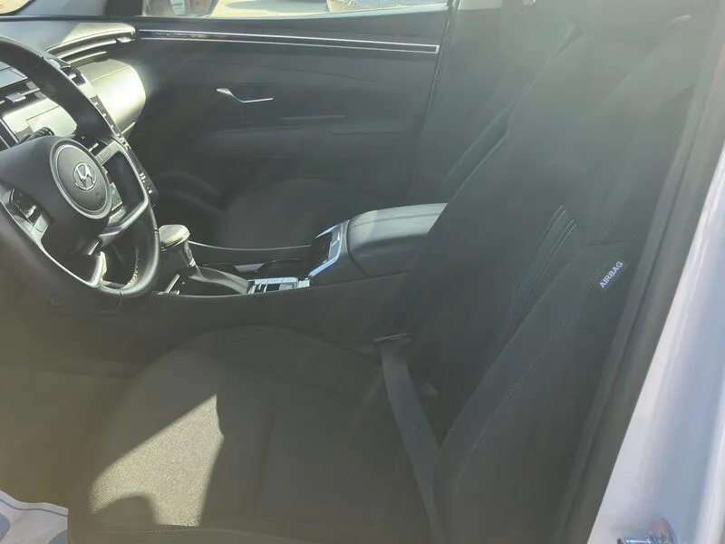 Hyundai Tucson 1.6 CRDi 48V Maxx - foto 12