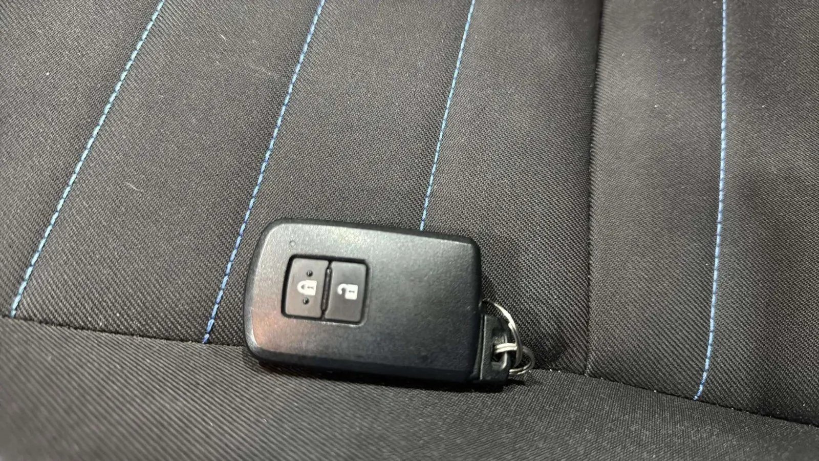 Toyota Yaris 1.5 Hybrid Feel - foto 23