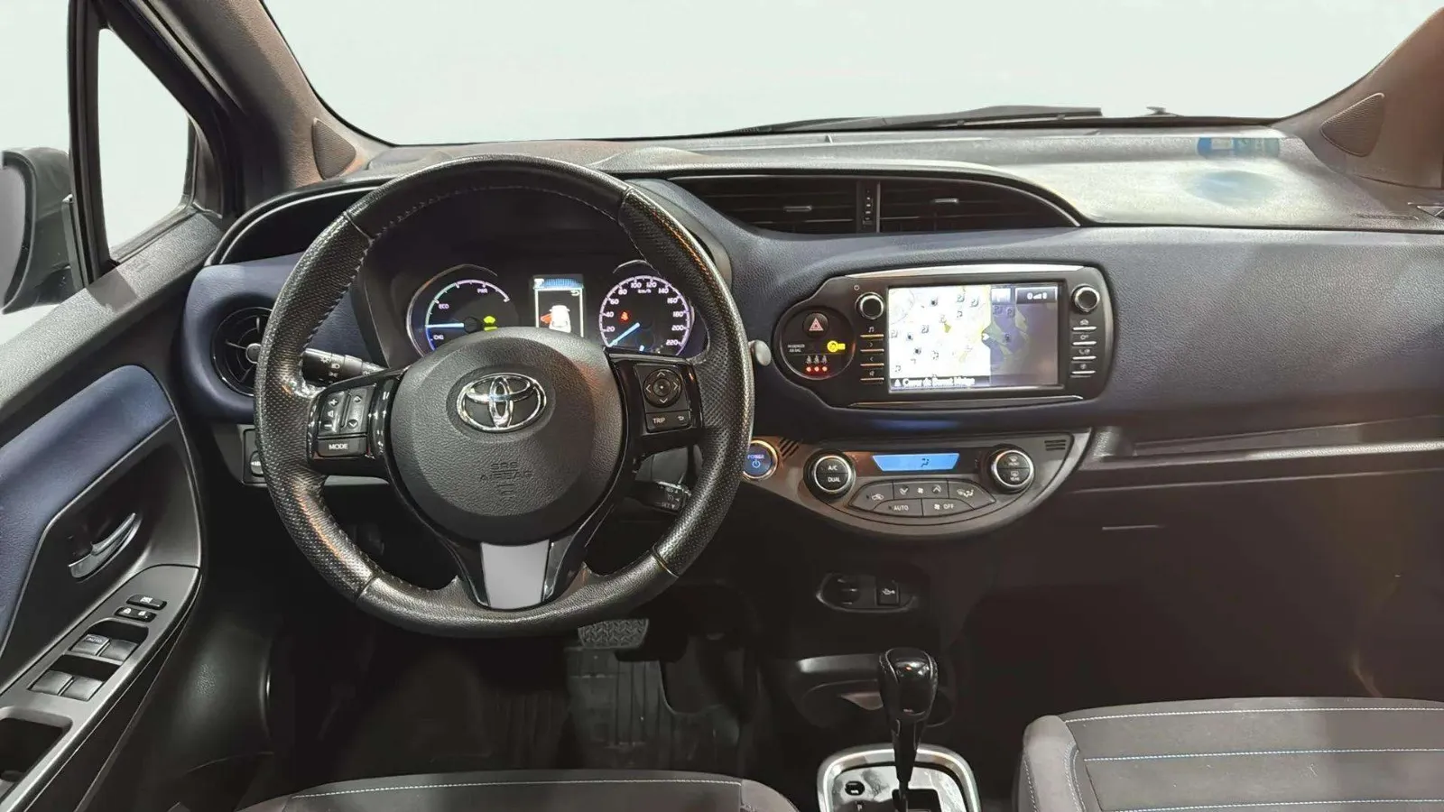 Toyota Yaris 1.5 Hybrid Feel - foto 6
