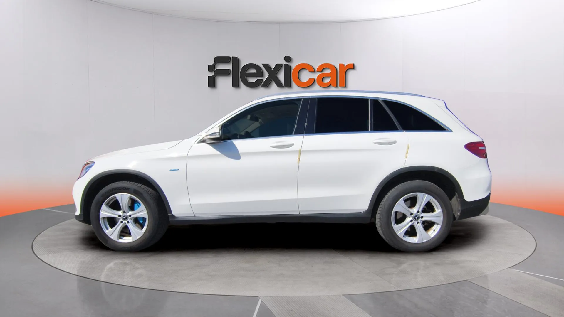 Mercedes-Benz GLC 350 e 4MATIC - foto 6