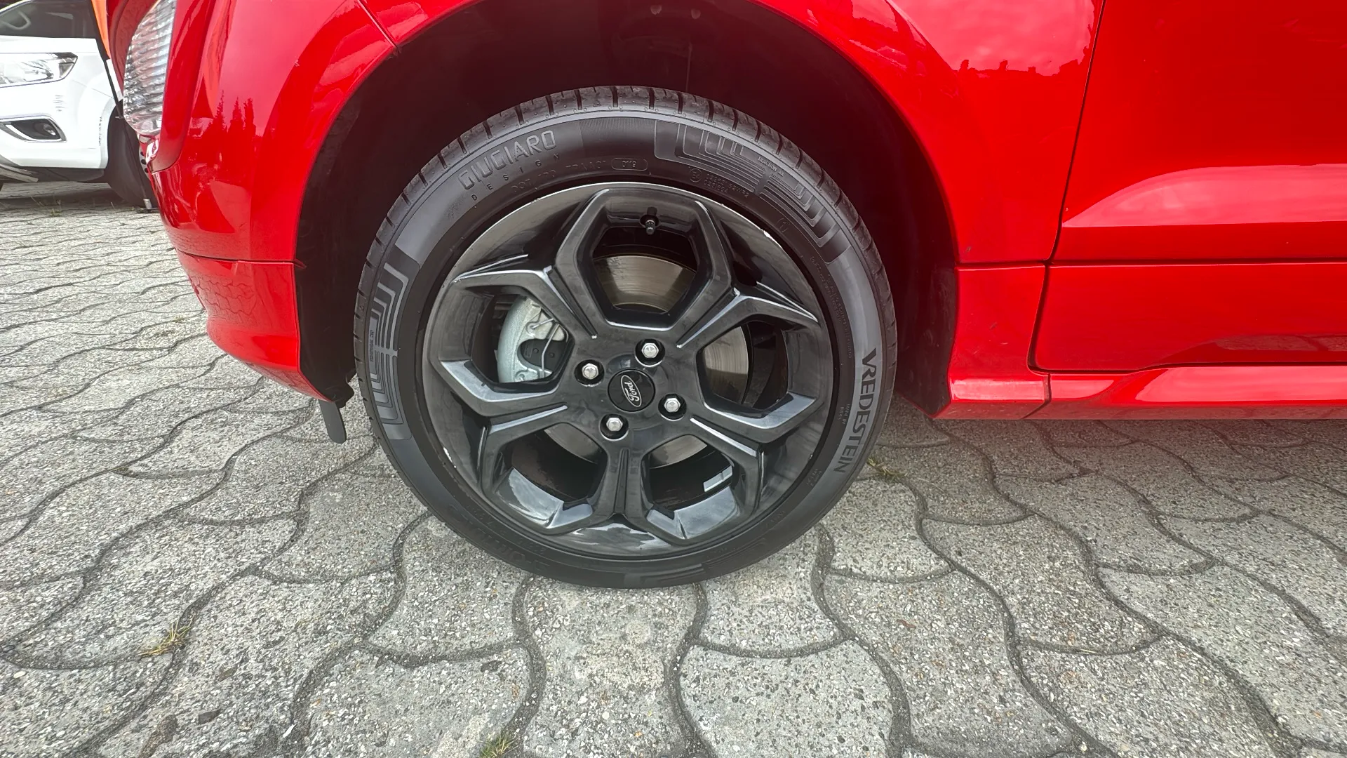 Ford EcoSport 1.0L EcoB. ST Line - foto 23