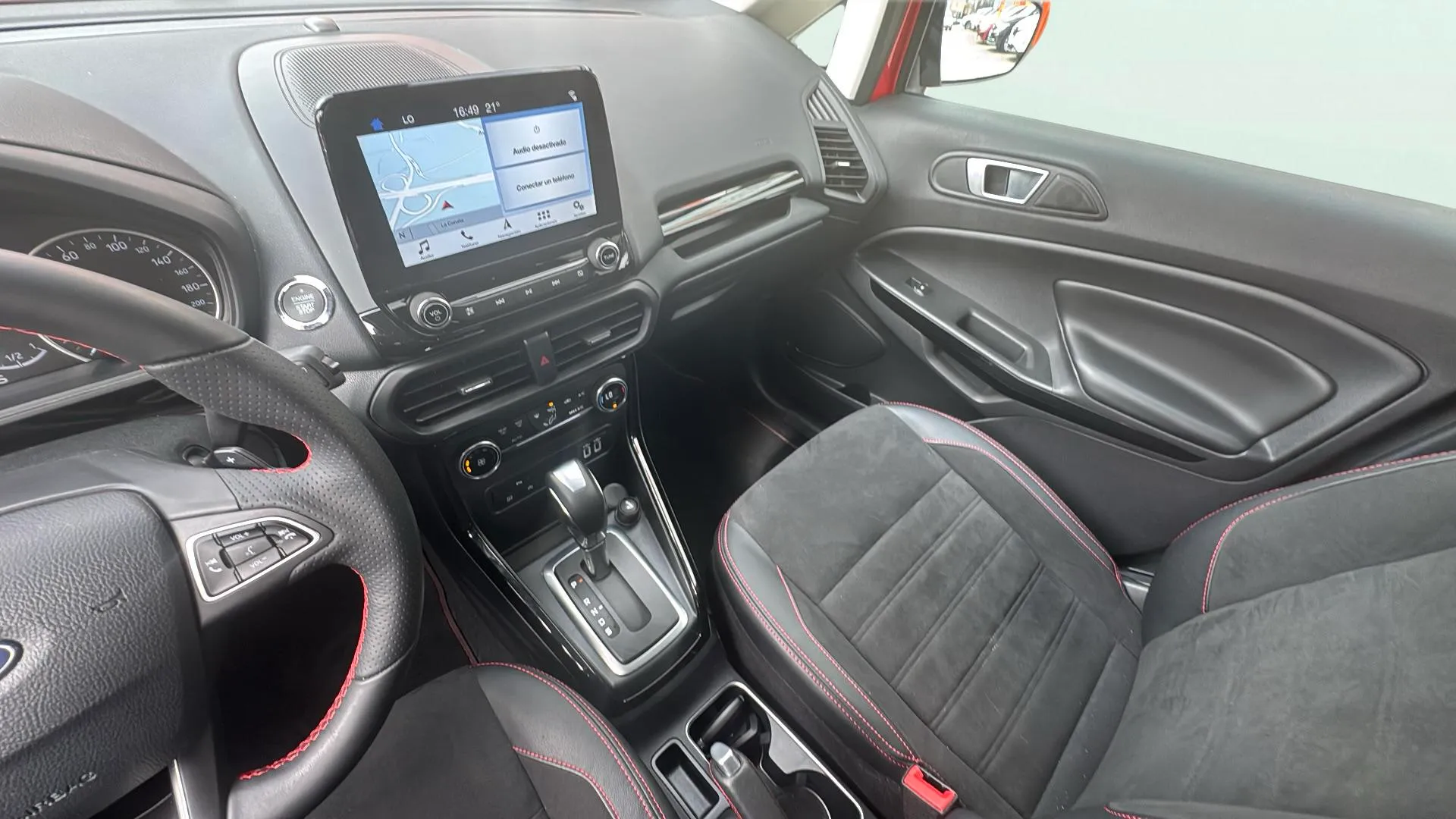 Ford EcoSport 1.0L EcoB. ST Line - foto 11