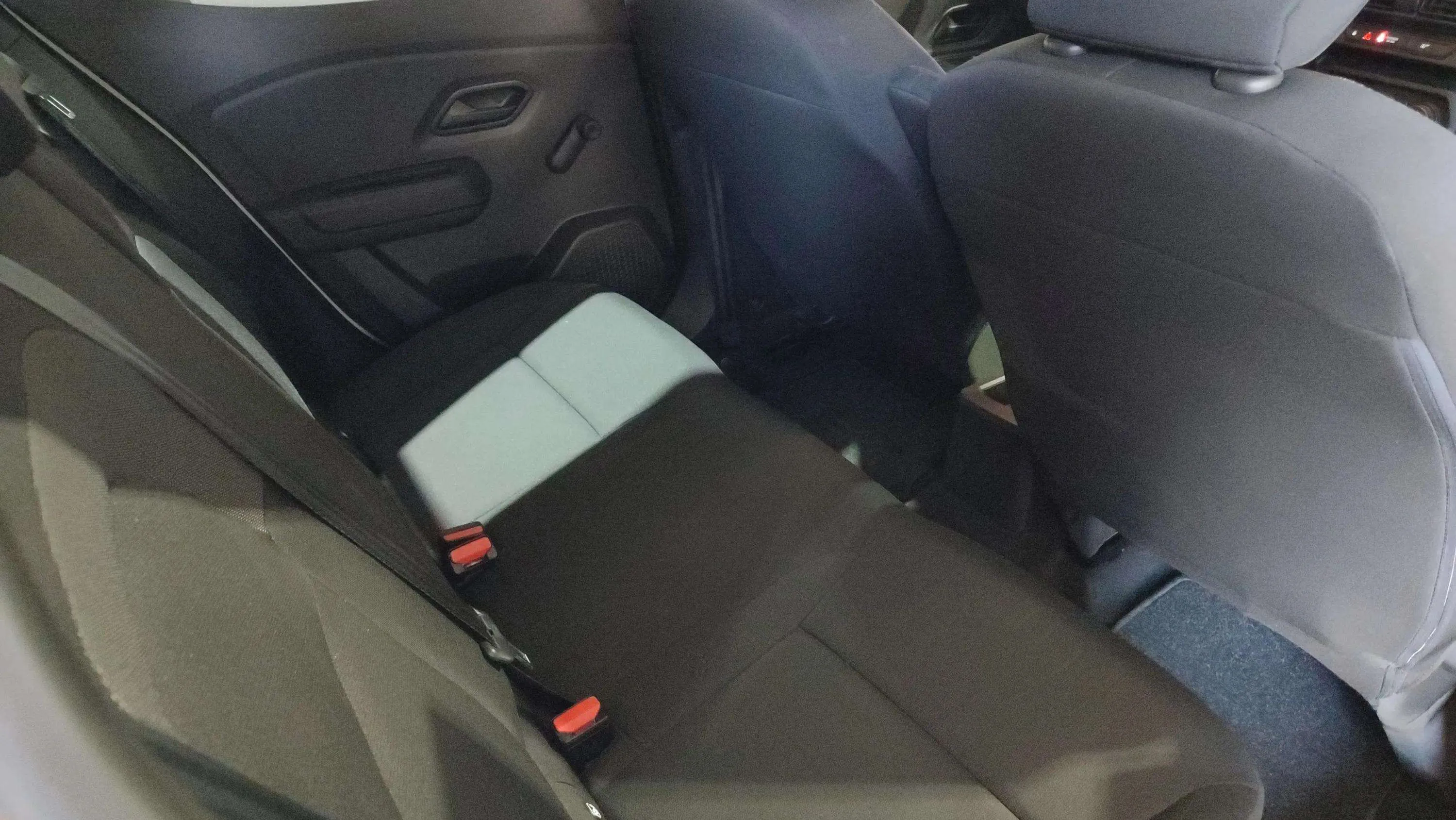 Dacia Sandero Comfort SCe - foto 14