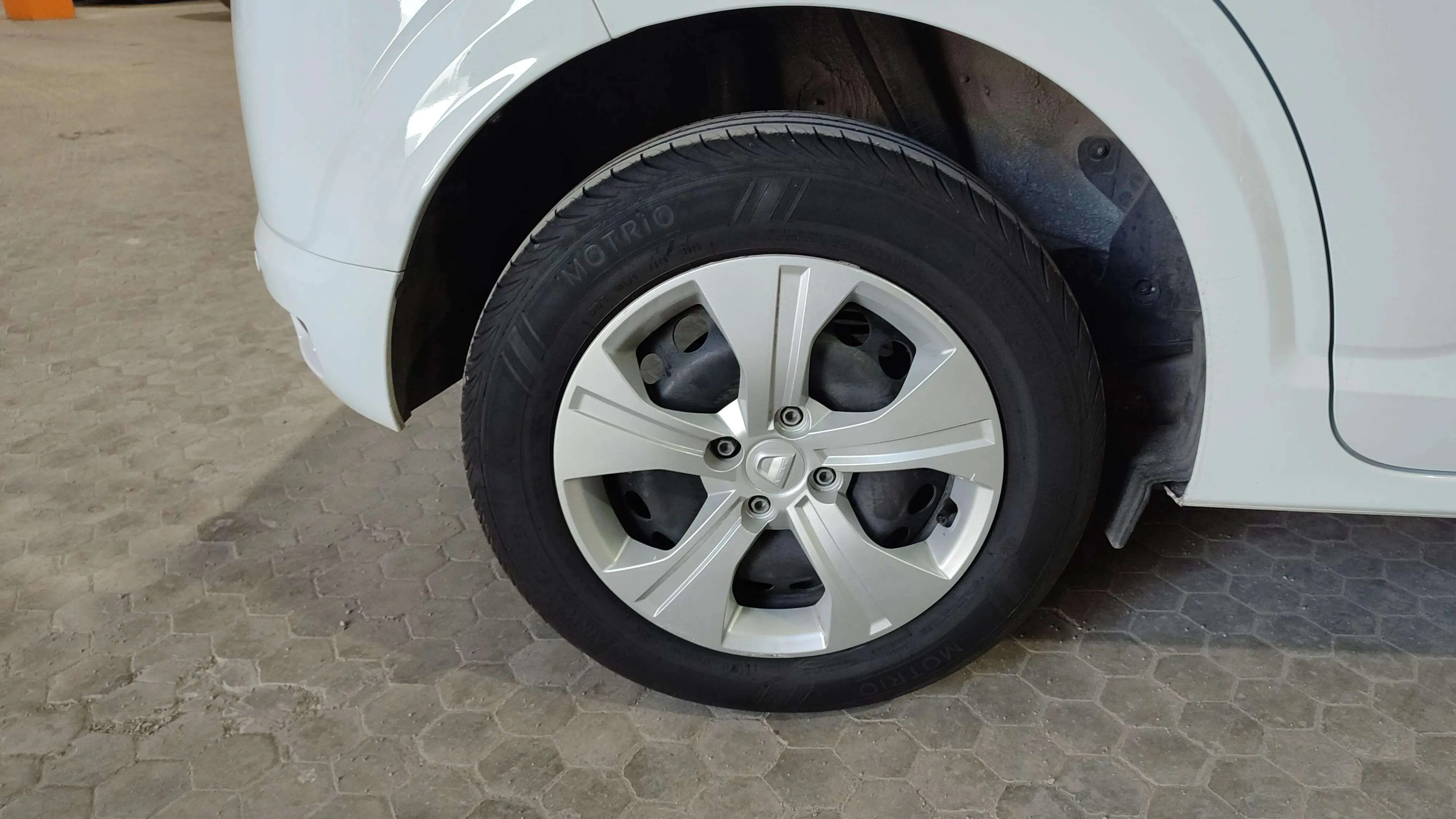 Dacia Sandero Comfort SCe - foto 19