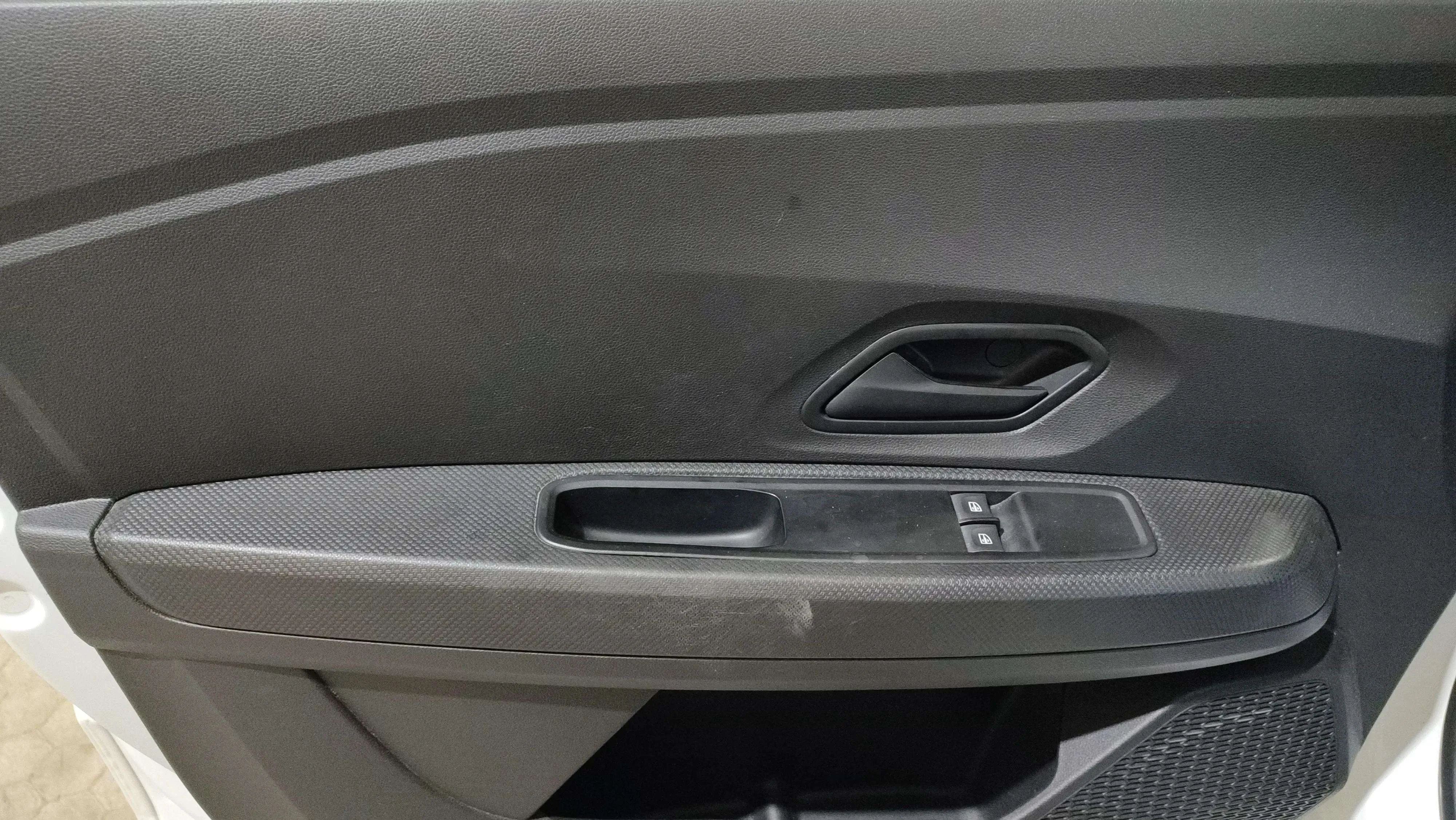 Dacia Sandero Comfort SCe - foto 6