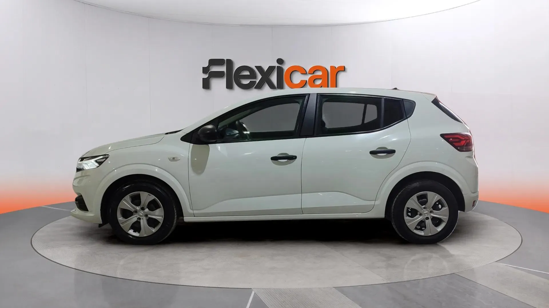 Dacia Sandero Comfort SCe - foto 4