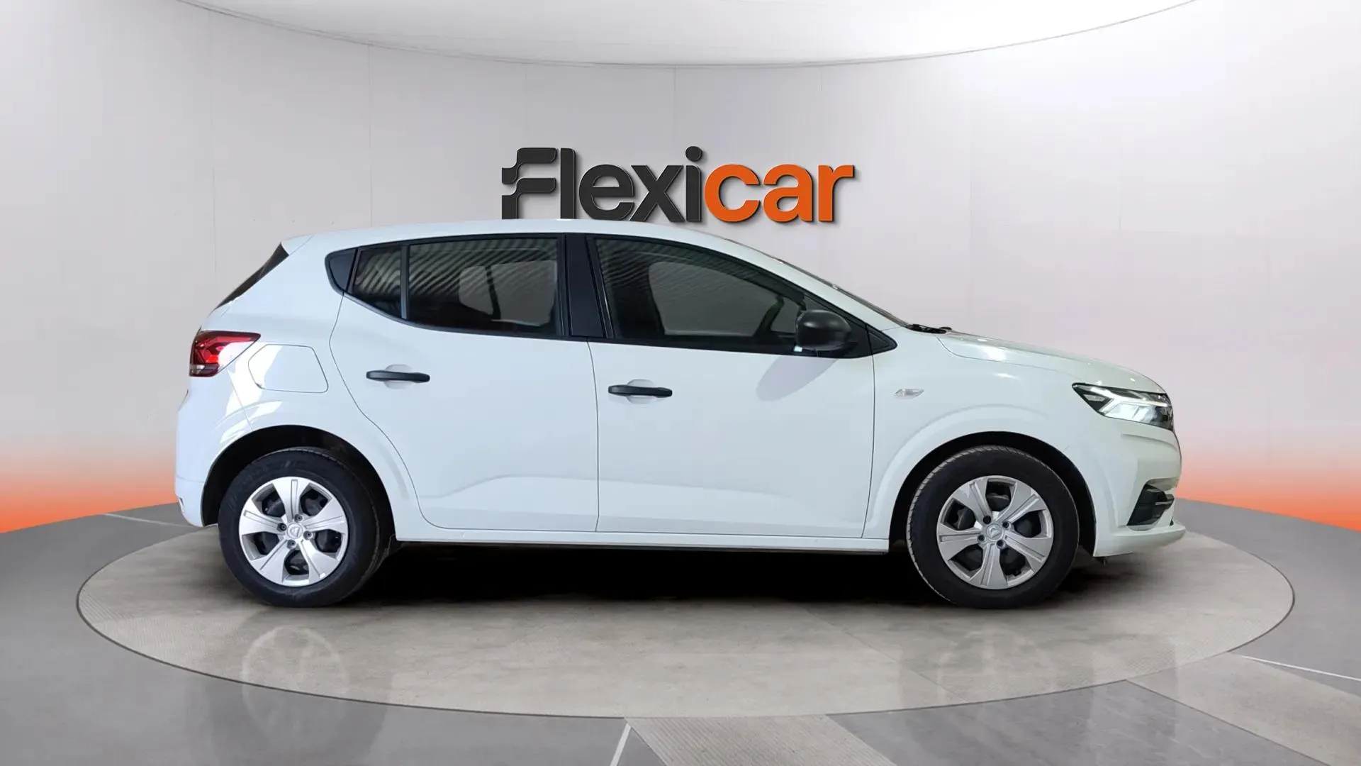 Dacia Sandero Comfort SCe - foto 3