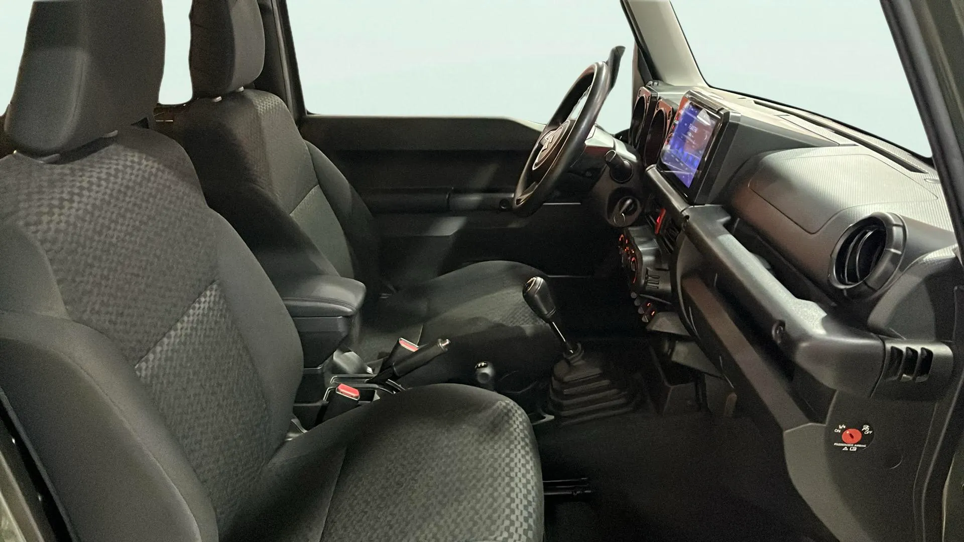 Suzuki Jimny 1.5 4x4 - foto 16