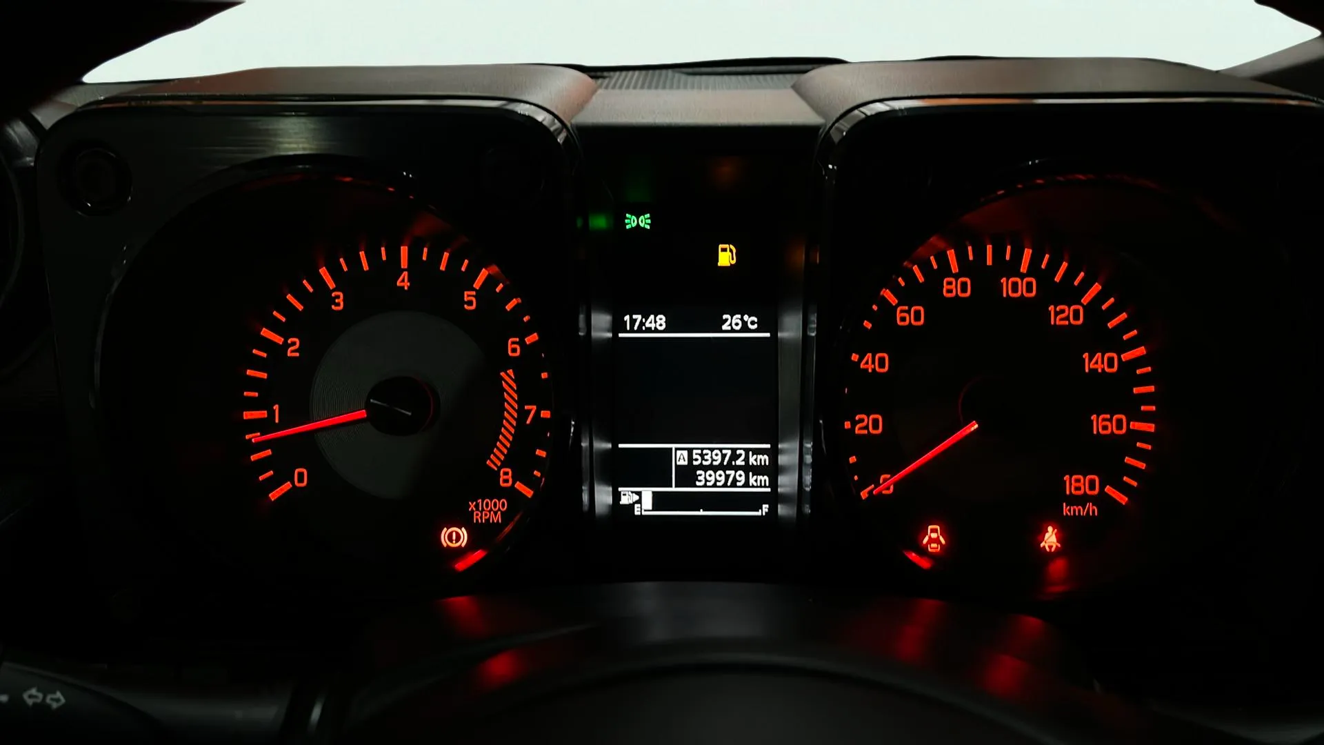Suzuki Jimny 1.5 4x4 - foto 11