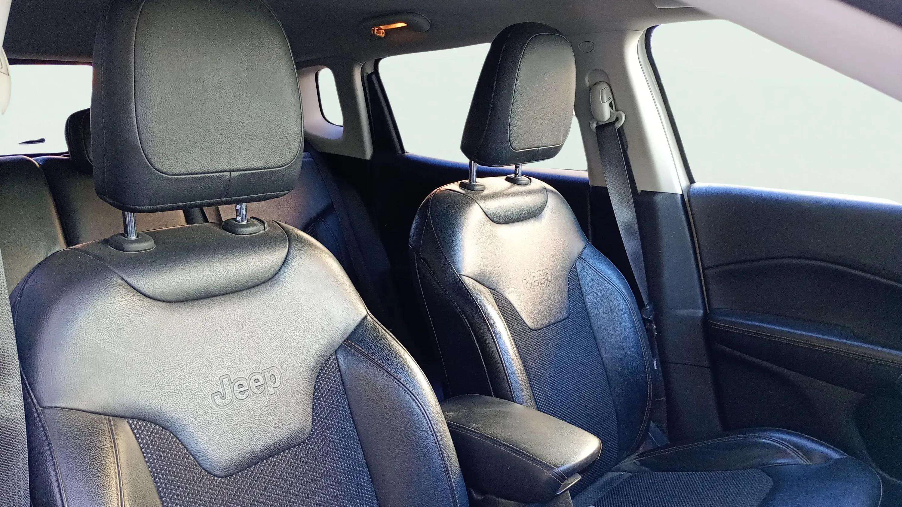 Jeep Compass 1.4 Mair Limited 4x4 AD - foto 10
