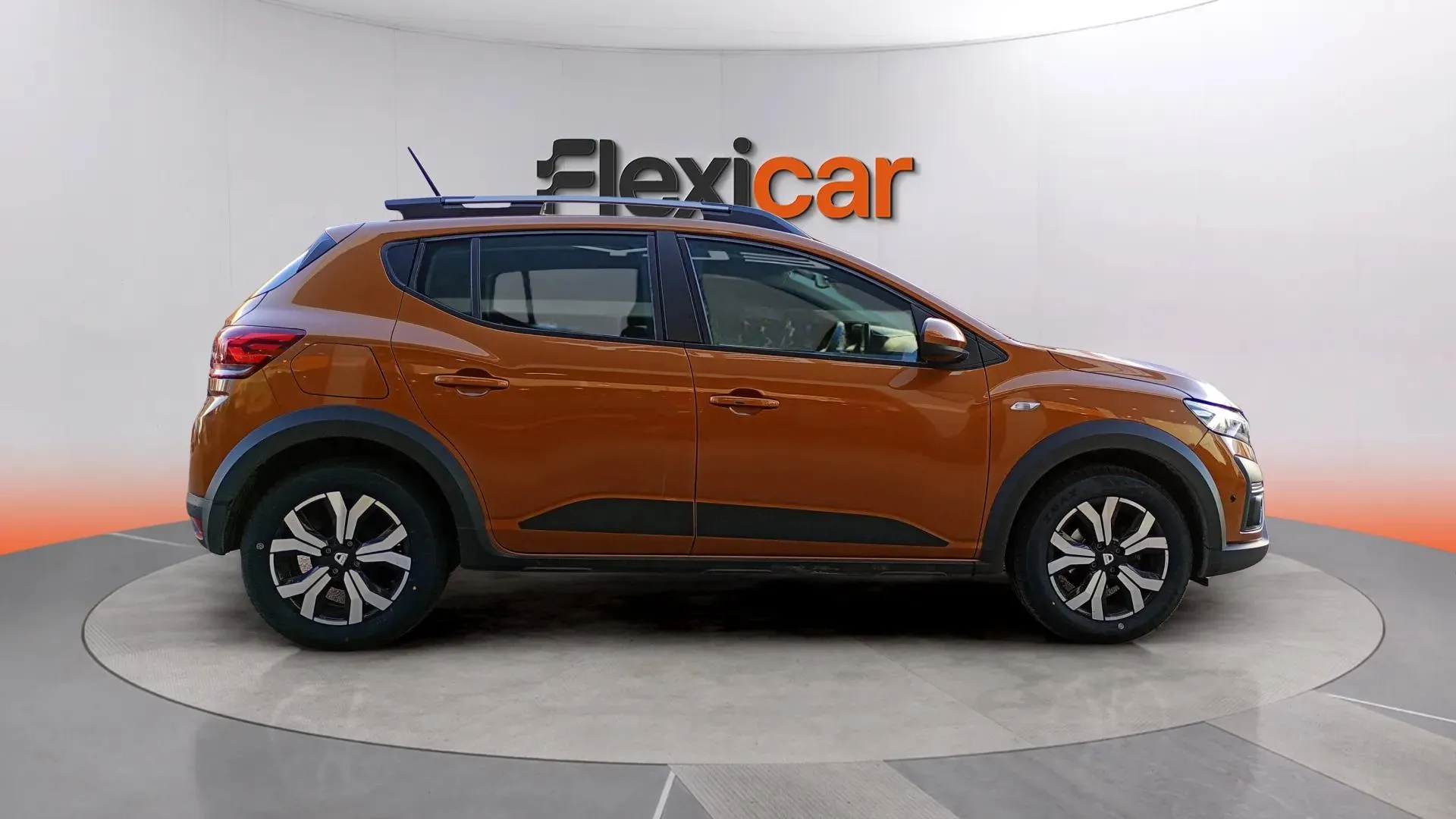 Dacia Sandero Stepway Comfort TCe CVT - foto 2