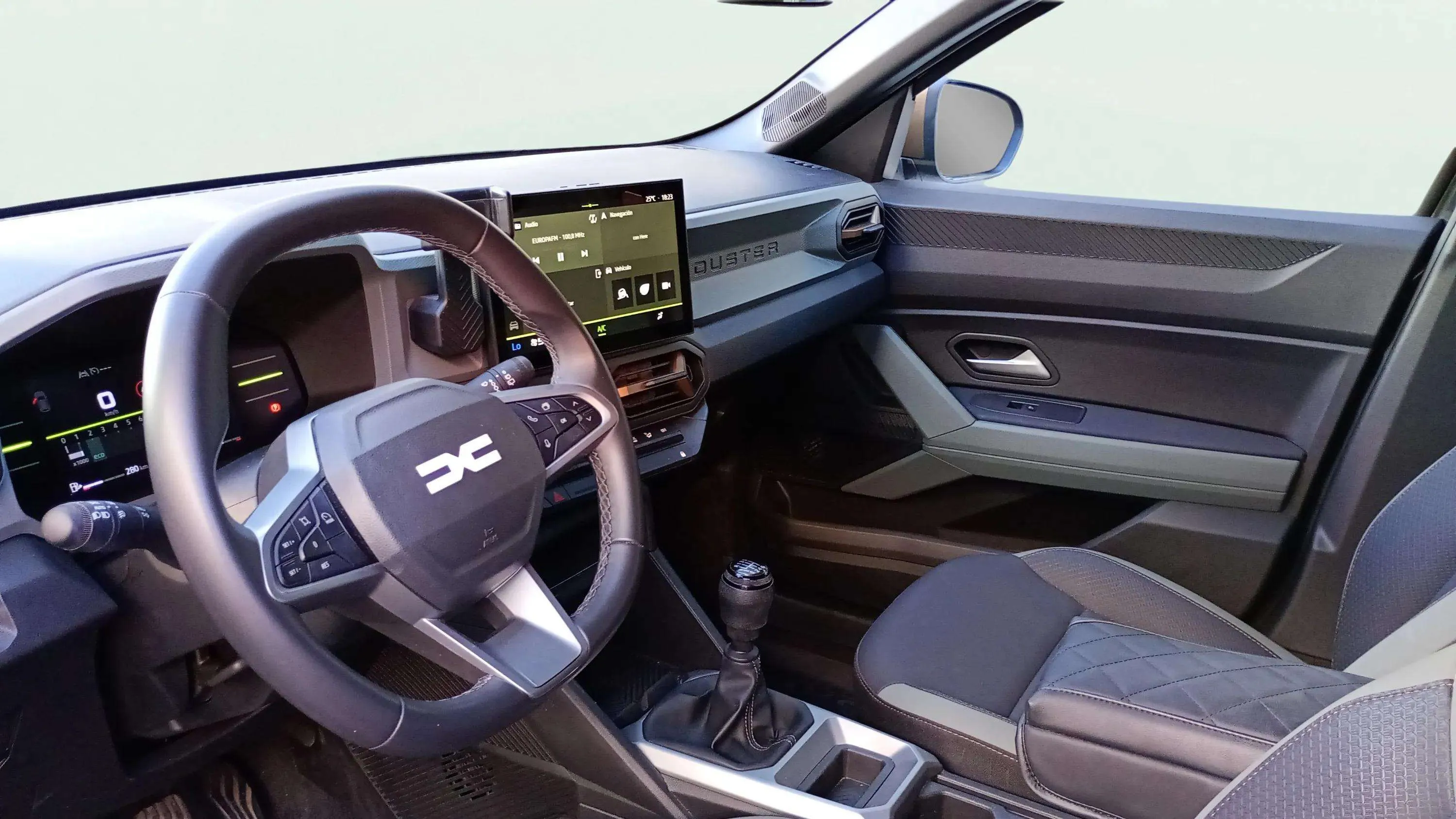 Dacia Duster Expression TCe 48v 4x2 - foto 16
