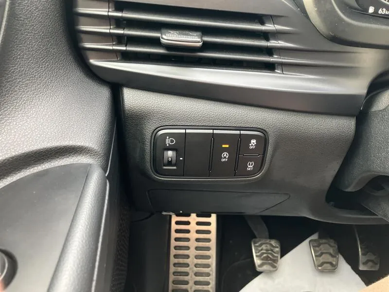 Hyundai Bayon 1.0 T-GDi 48V Tecno - foto 14