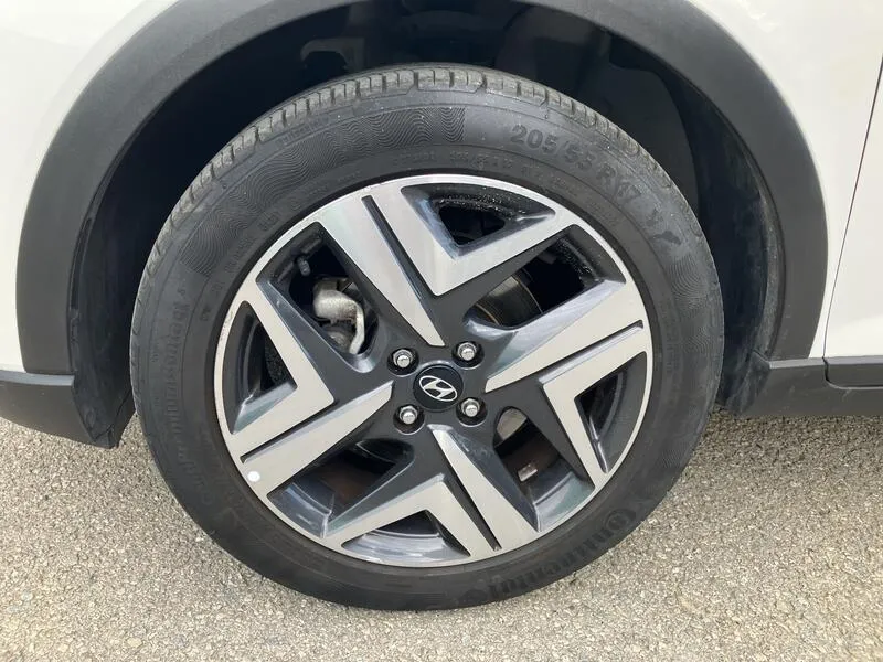 Hyundai Bayon 1.0 T-GDi 48V Tecno - foto 30