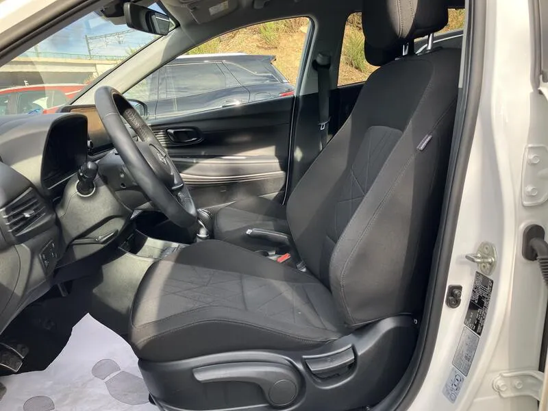 Hyundai Bayon 1.0 T-GDi 48V Tecno - foto 13