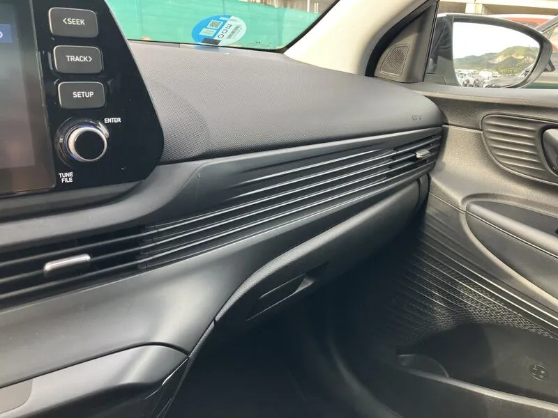 Hyundai Bayon 1.0 T-GDi 48V Tecno - foto 22