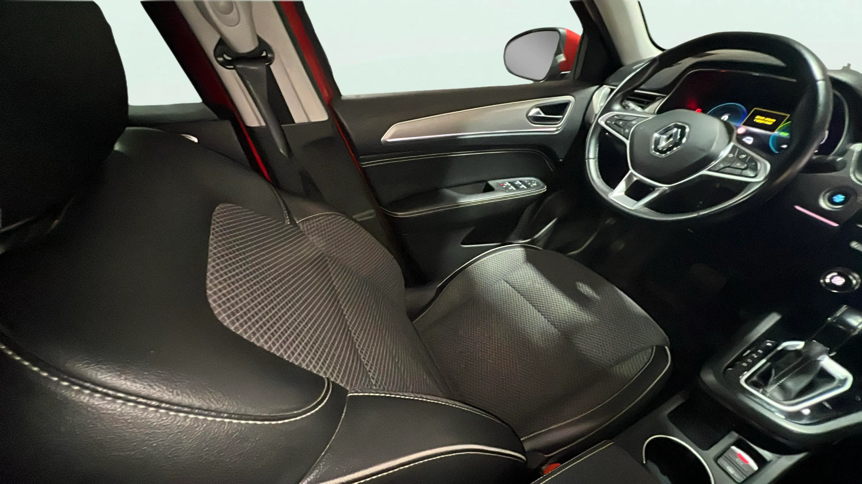 Renault Arkana Techno E-Tech full hybrid - foto 14