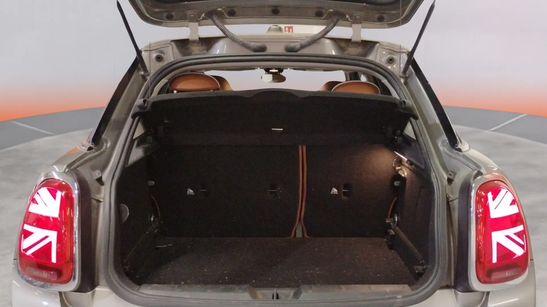MINI Clubman Cooper - foto 18