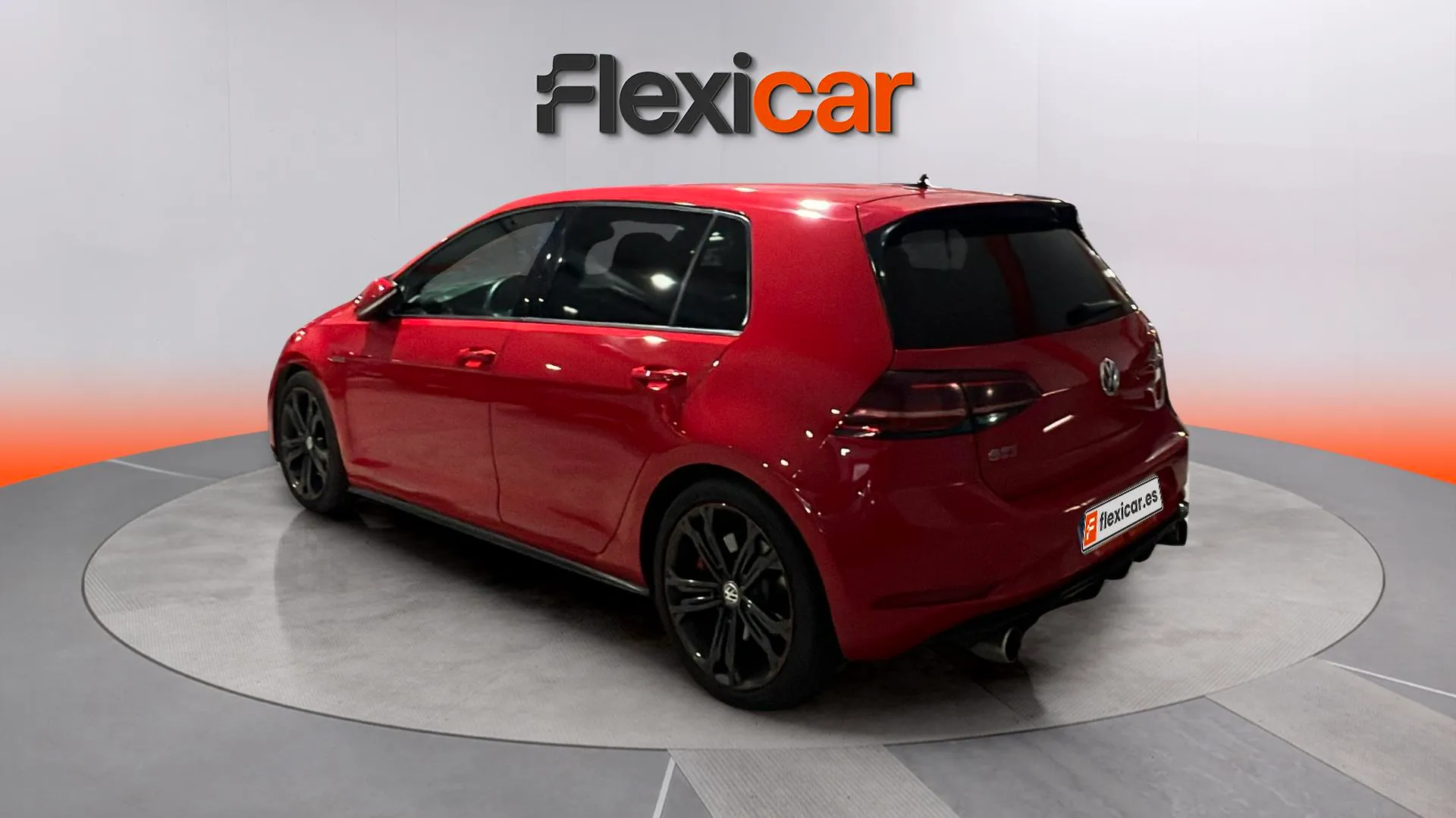 Volkswagen Golf GTI Performance 2.0 TSI DSG - foto 4