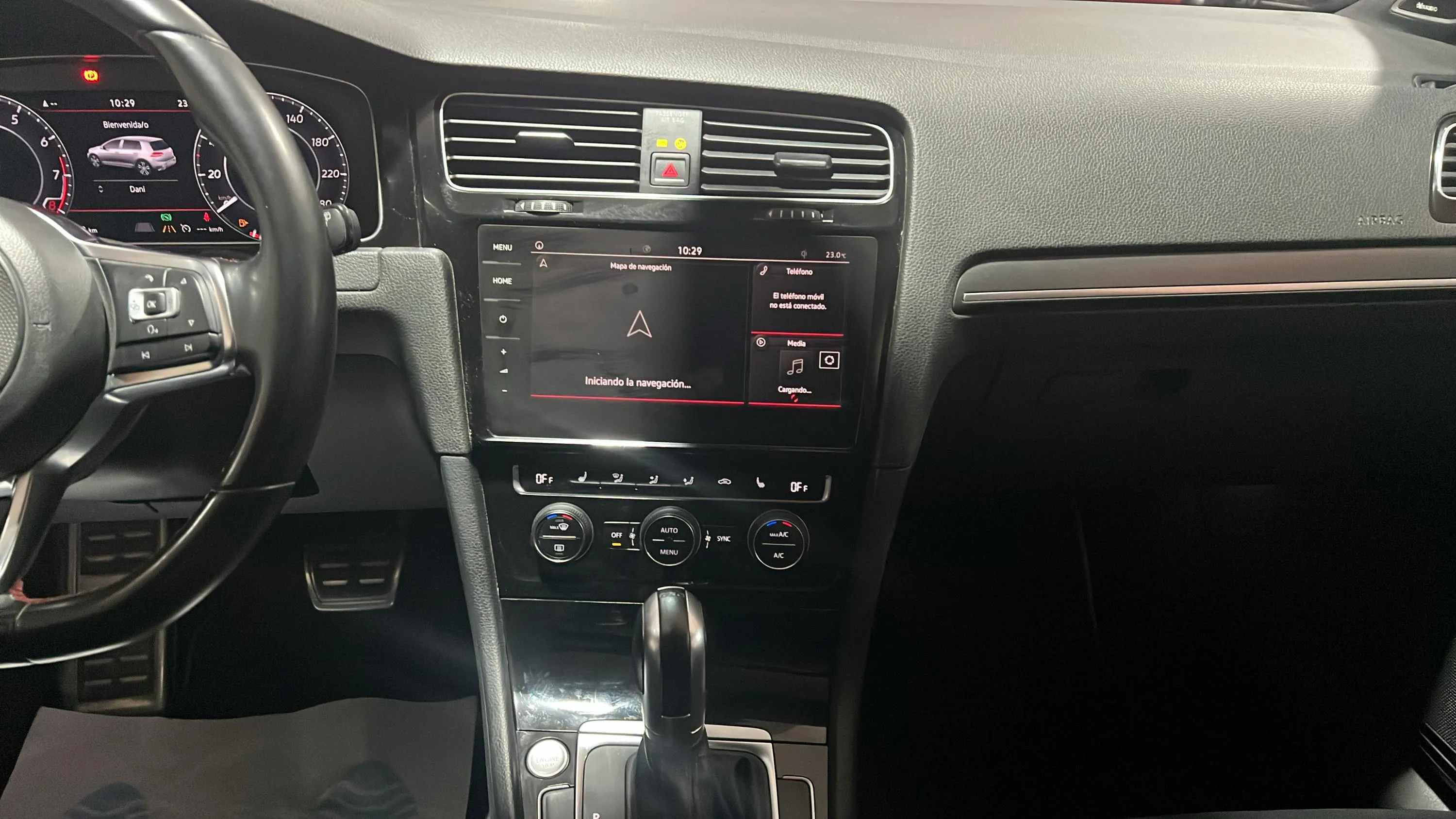 Volkswagen Golf GTI Performance 2.0 TSI DSG - foto 10