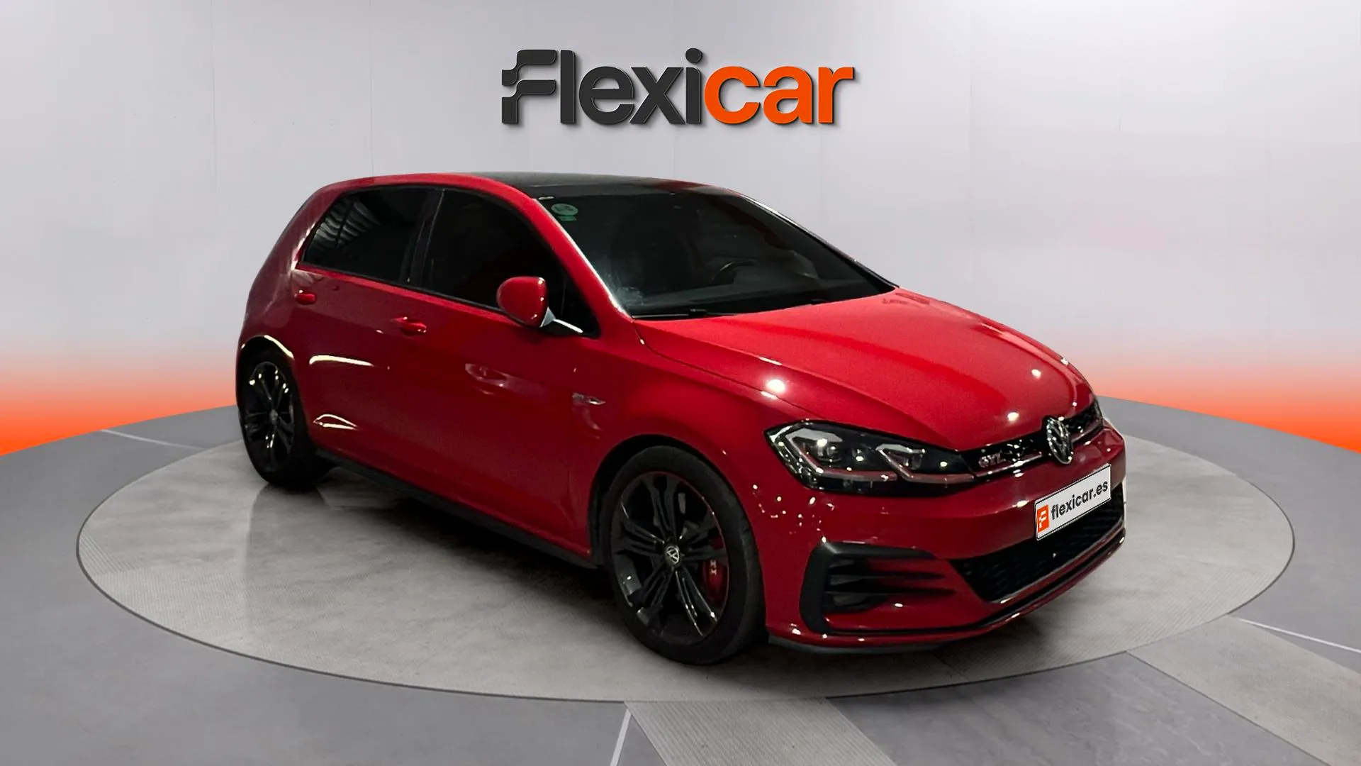 Volkswagen Golf GTI Performance 2.0 TSI DSG - foto 1