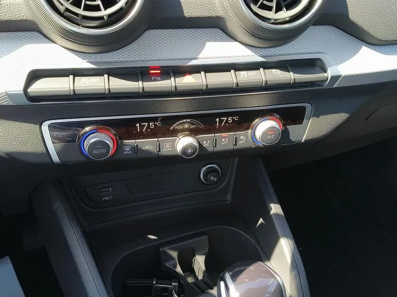 Audi Q2 Advanced 1.5 TFSI - foto 12