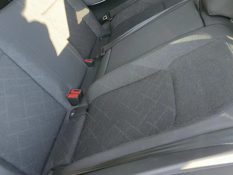 Volkswagen Golf 2.0 TDI DSG - foto 33