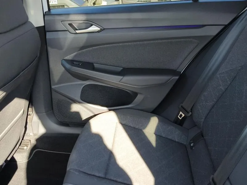 Volkswagen Golf 2.0 TDI DSG - foto 31